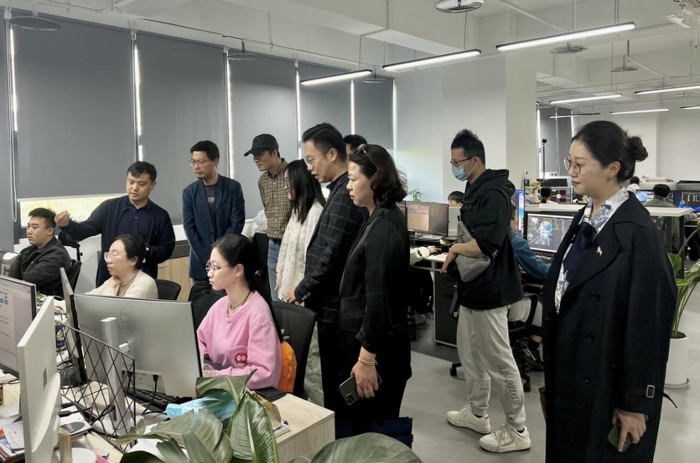 访企拓岗促发展 学院党委赴江苏有维文化科技调研数字文化创意软件开发